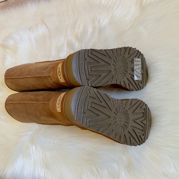 UGG Chestnut Classic Tall II Boots - Picture 7 of 8